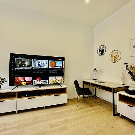 קלוז'-נאפוקה Clever Studio Near Central Shopping Center מראה חיצוני תמונה